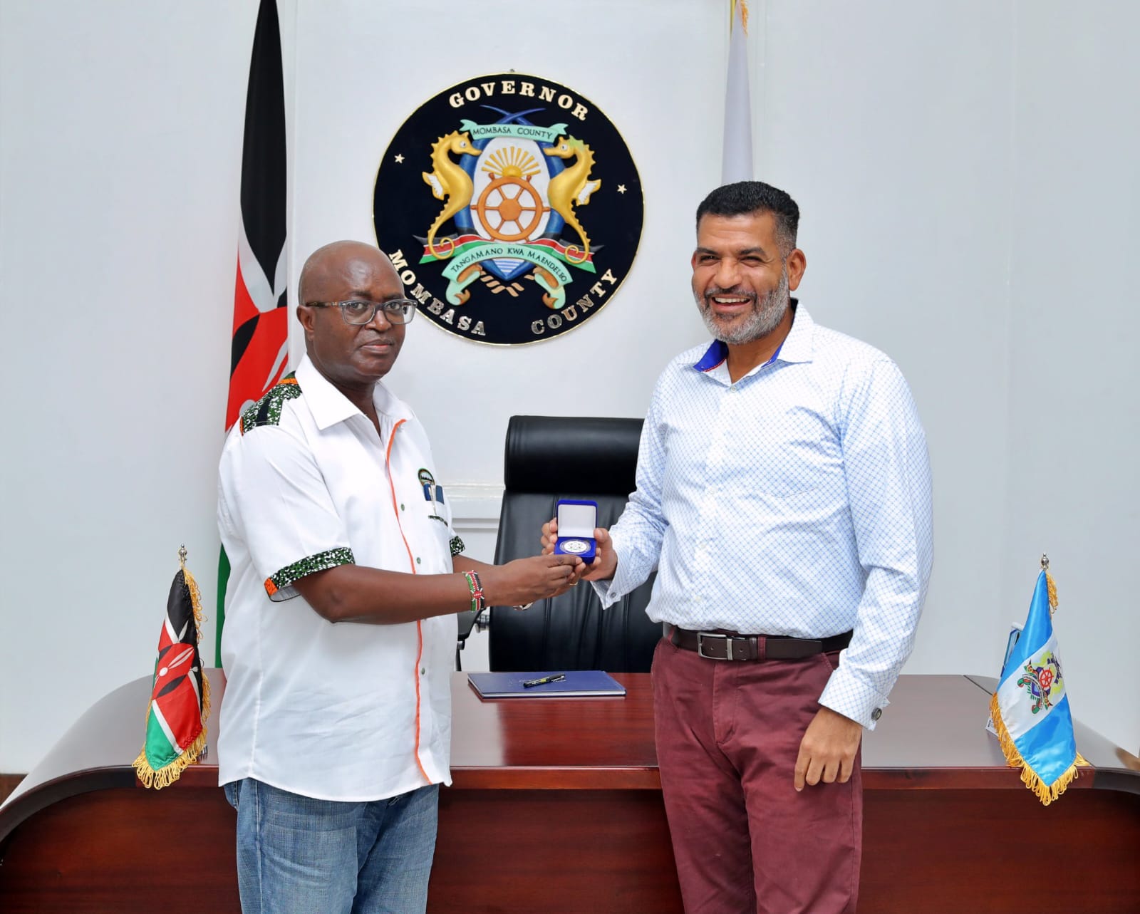 KURA DG DESCENDS TO MOMBASA WITH A BAG OF GOODIES 