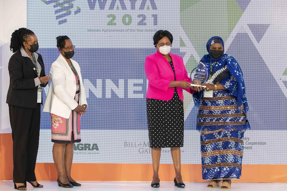 Celebrating Excellence: AGRA announces top 15 finalists for the 2023 Women Agripreneurs of the Year Awards!